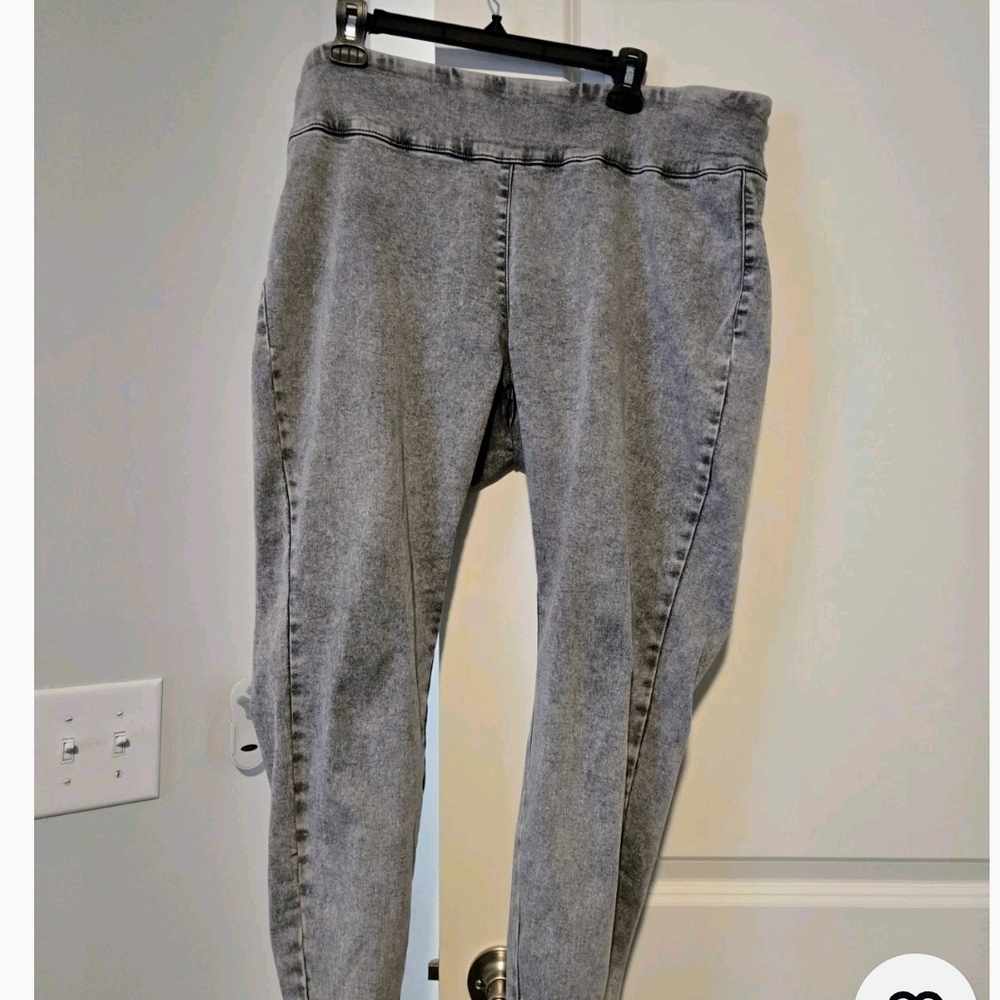Gray Women's Jeans